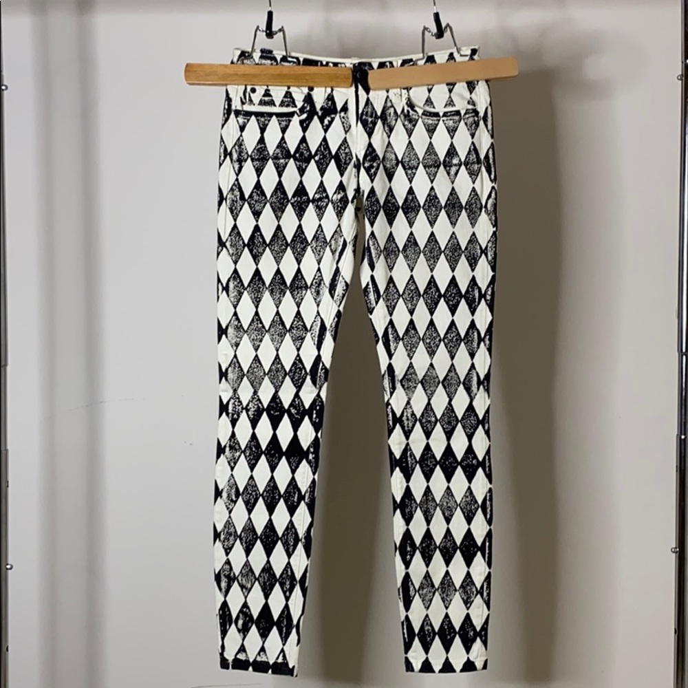 Bebe - Diamond Print Skinny Jeans